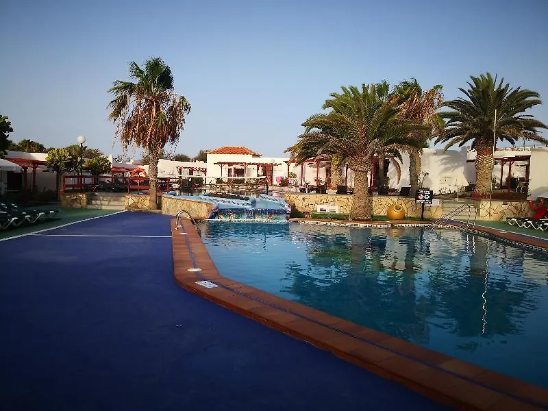 Kompleks wypoczynkowy Bungalows Castillo Beach Caleta De Fuste